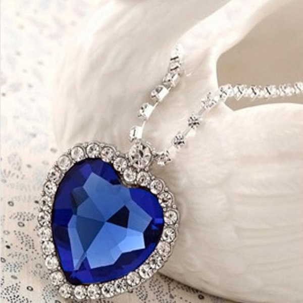 Sapphire Blue Heart Of The Ocean Titanic Necklace Pendant with Chain