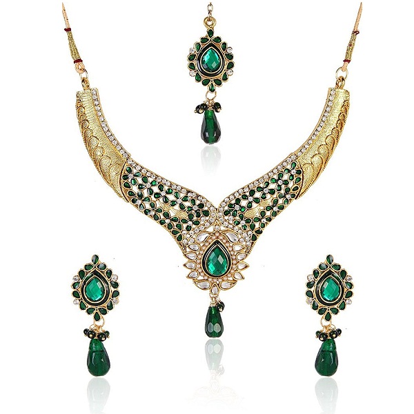 Shining Diva Green Coloured Divine Kundan Necklace Set